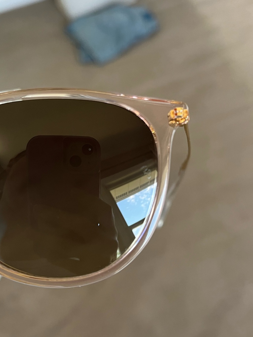 Ray-Ban Erika Pink Sunglasses - Picture 12 of 16